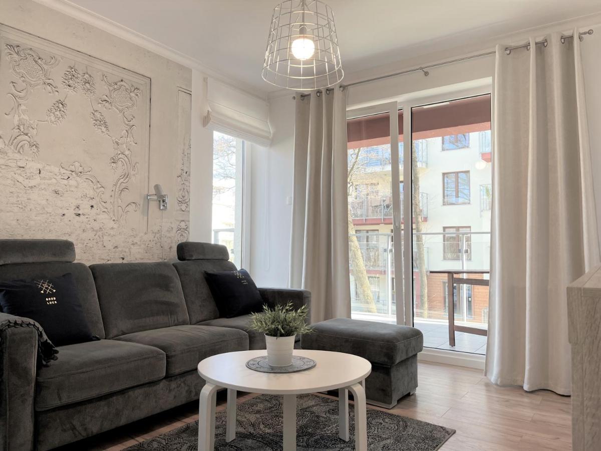 Ferienwohnung Apartament Polanki Z Basenem Blisko Plazy Kolberg Exterior foto